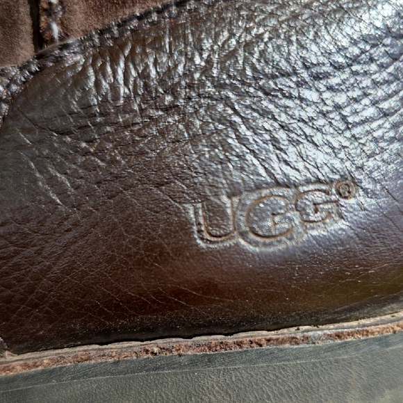 UGG Kids Brown Boots - Picture 4 of 4
